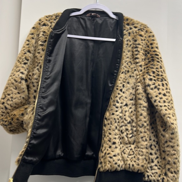 JUICY COUTURE faux fur leopard print bomber jacket - Picture 3 of 11